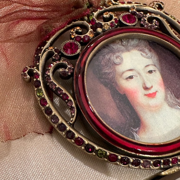 Jay Strongwater Mini Heart Scroll Crystal & Enamel Picture Frame Ornament - Picture 6 of 11